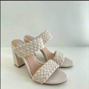 Steve Madden Tielo Heeled Sandal in Bone Size 8.5